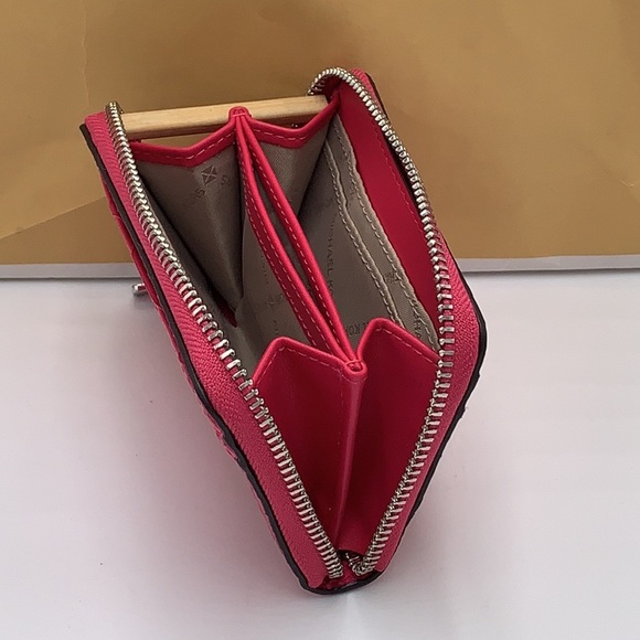 MICHAEL KORS MEDIUM ZIP AROUND CARD CASE WALLET ELECTRIC PINK COLOR - Picture 6 of 12